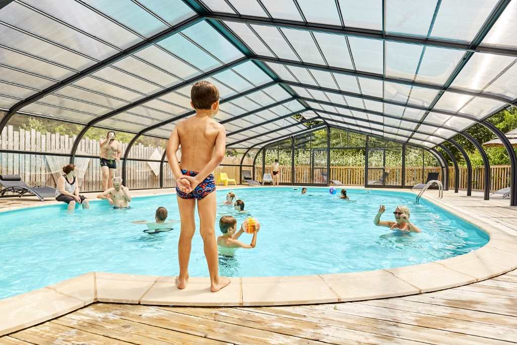 camping vendee piscine couverte chauffee famille enfants