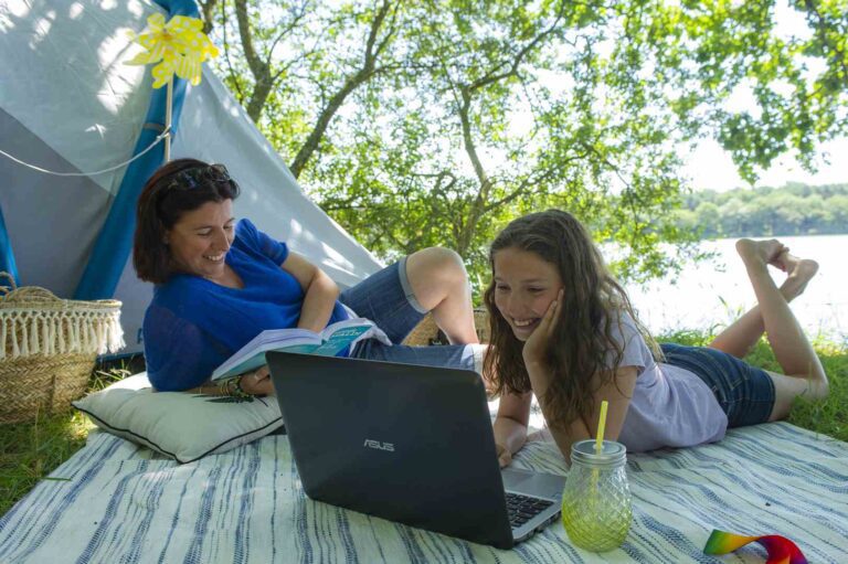 camping vendee detente mere fille