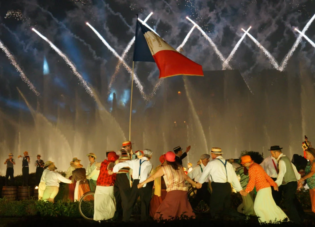 Sept. Le Puy du Fou Cinescenie