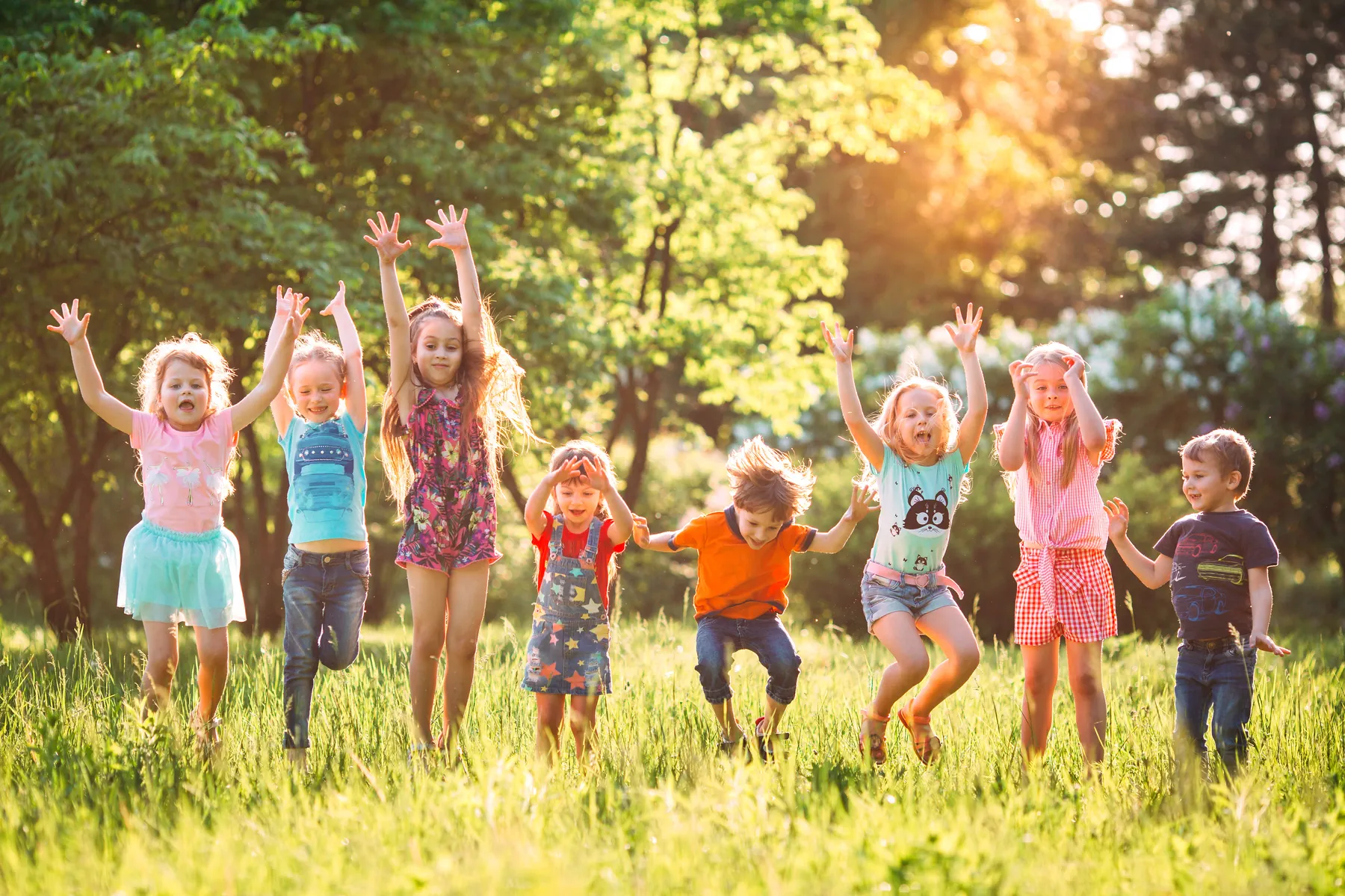 Children playing camping Chausselière