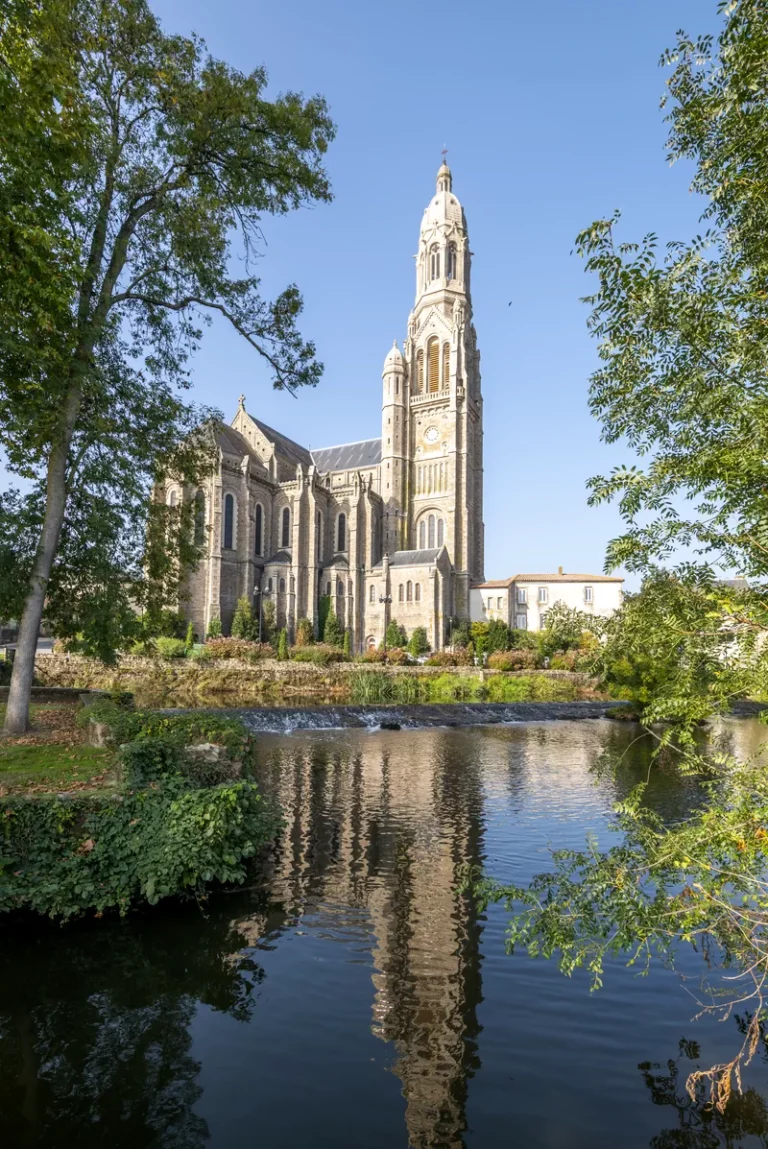 basilique vendée visite famille été bocage vendéen