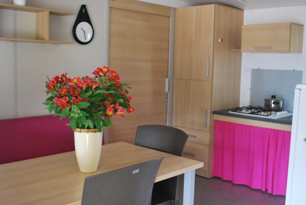 Confort Mobil-Home 36m² PMR 4/6 p. (2 chambres) + terrasse couverte