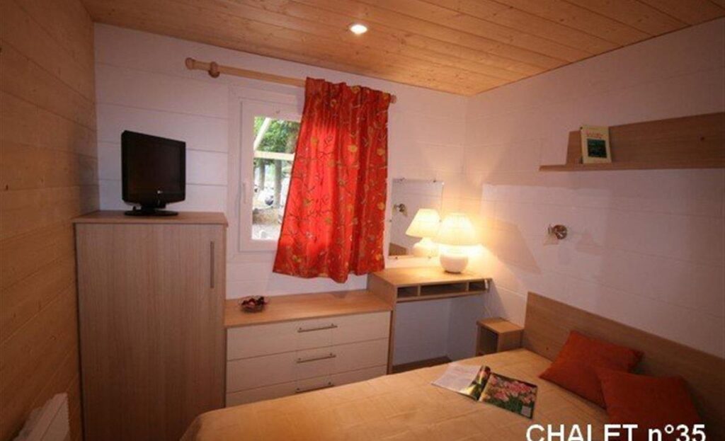 Confort Chalet 40m² 4/6 p. (2 chambres) + terrasse couverte