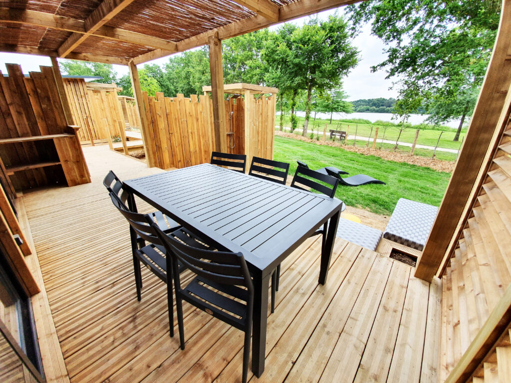 Premium Chalet Camélia 33 m²  6 p. (3 chambres) + Climatisation + terrasse couverte XXL