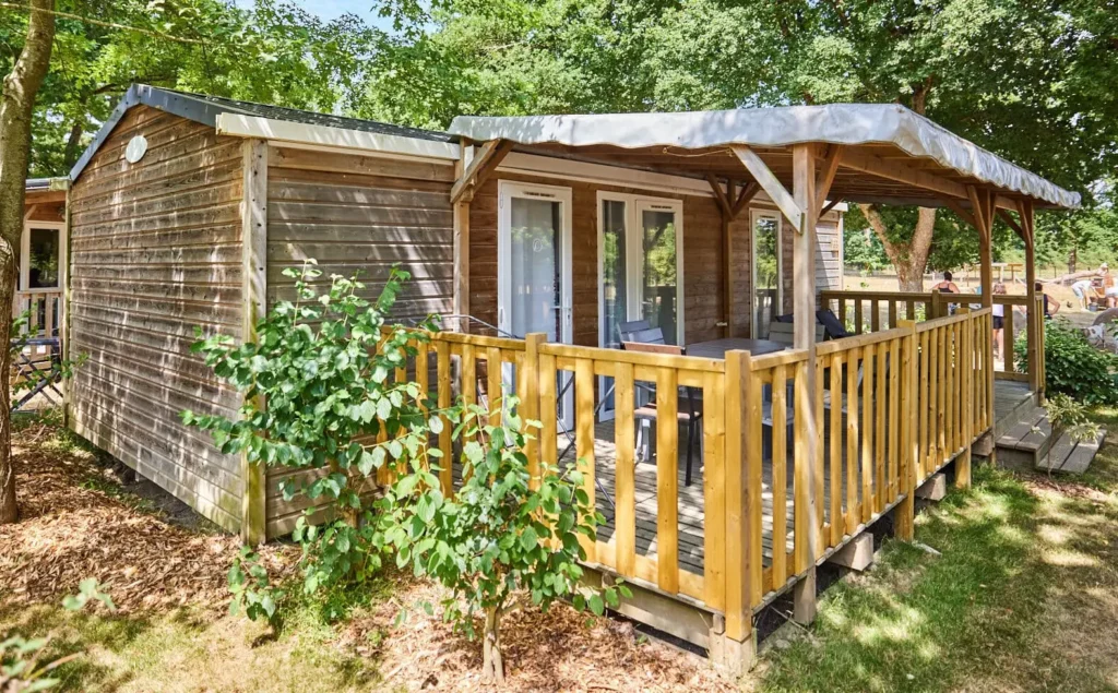 Premium Mobile-home 36m² 4/6 p. (2 bedrooms + 2 bathrooms) – half covered terrace