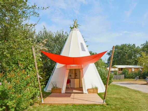 location tipi nantes