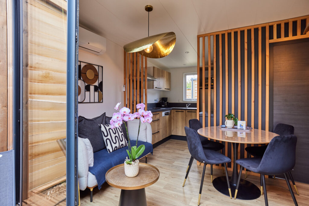 Premium Cabane Côté Nature met Spa 35m² 5 P. (2 kamers) + airconditioning + overdekt terras