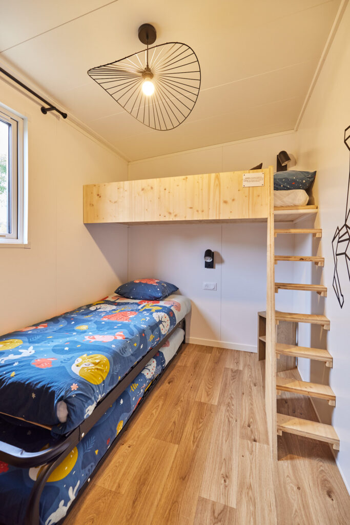 Premium Cabane Côté Nature met Spa 35m² 5 P. (2 kamers) + airconditioning + overdekt terras