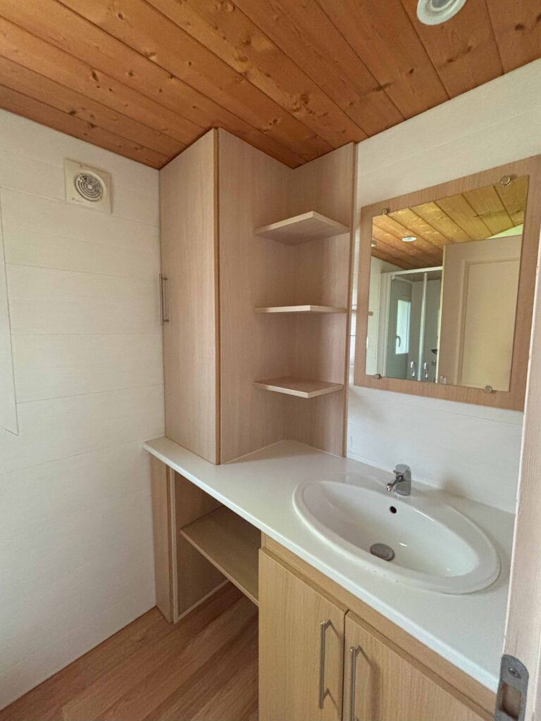 Comfort Chalet 40 m² 4/6 pers. (2 slaapkamers) + overdekt terras
