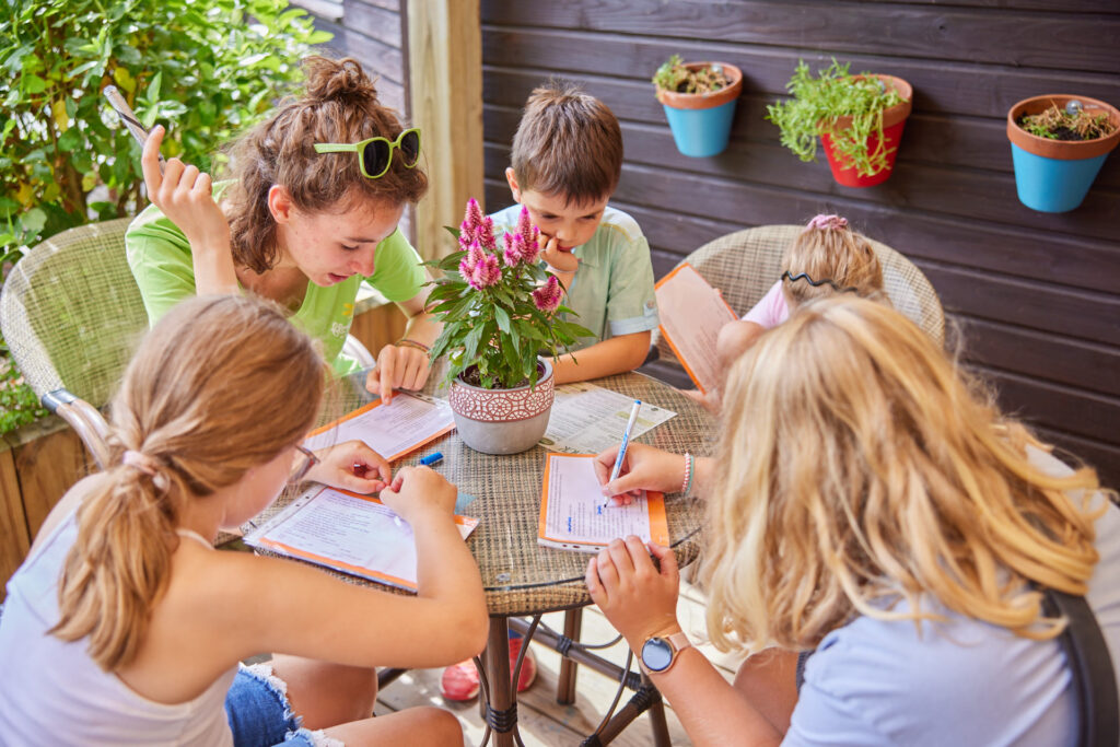 Animation jeu aux club enfants
