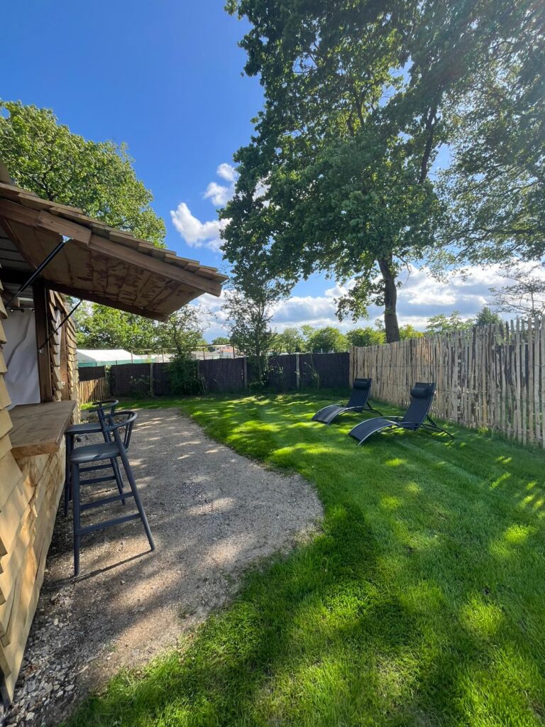 Premium Cabane Côté Nature with Spa 35m² 5 P. (2 bedrooms) + air conditioning + covered terrace
